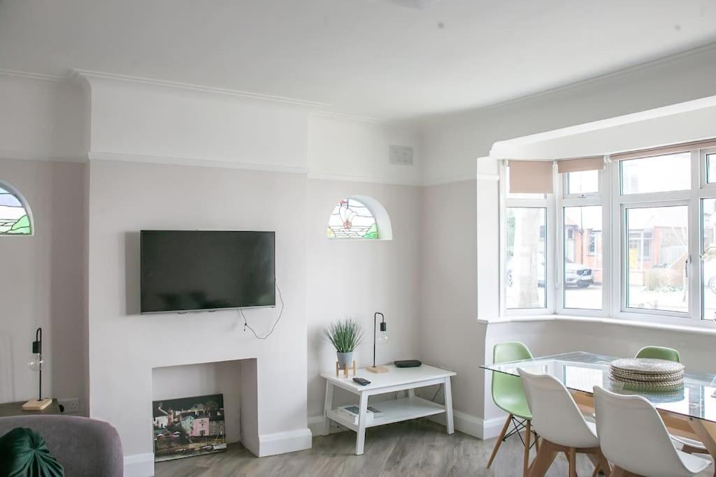 Coastal Haven In Leigh-On-Sea Leilighet Southend-on-Sea Eksteriør bilde