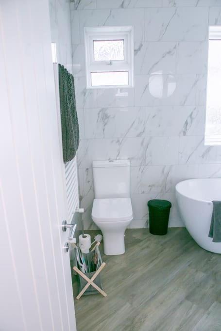 Coastal Haven In Leigh-On-Sea Leilighet Southend-on-Sea Eksteriør bilde