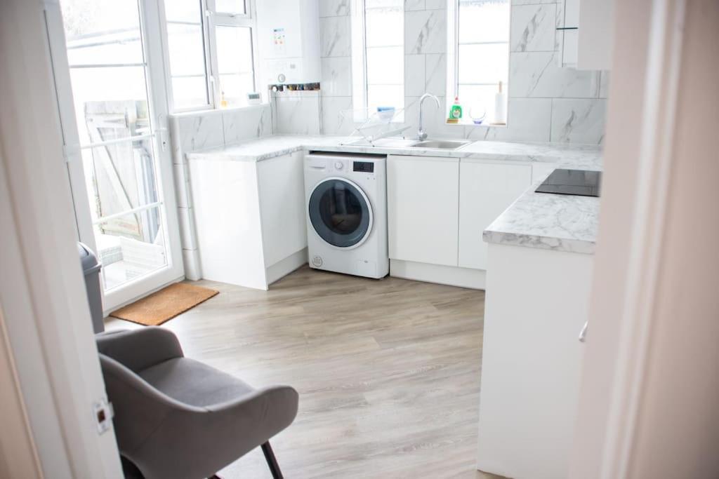 Coastal Haven In Leigh-On-Sea Leilighet Southend-on-Sea Eksteriør bilde